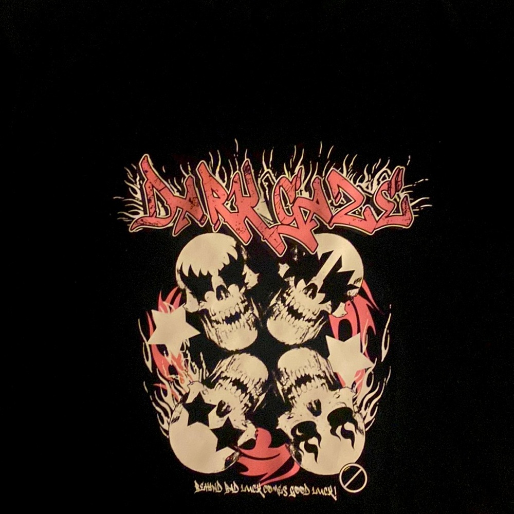 Graphic tee